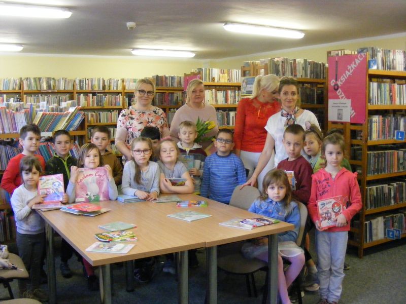 Miłe odwiedziny w Dniu Bibliotekarza