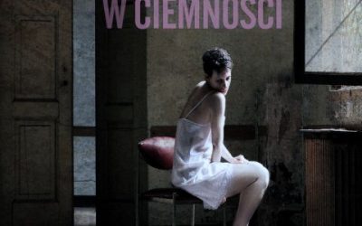 DKK Anna Lyndsey – „Dziewczyna w ciemności”