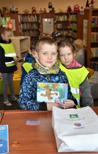 "Pszczółki" w bibliotece